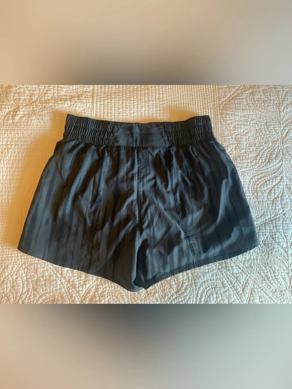 Nike One Dri-FIT High-Waisted Printed Shorts